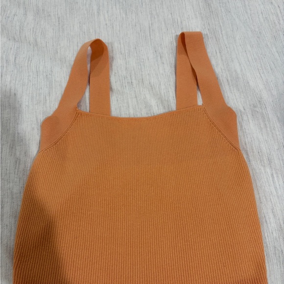 Zara Peach Ribbed Sleeveless Top - Picture 1 of 3